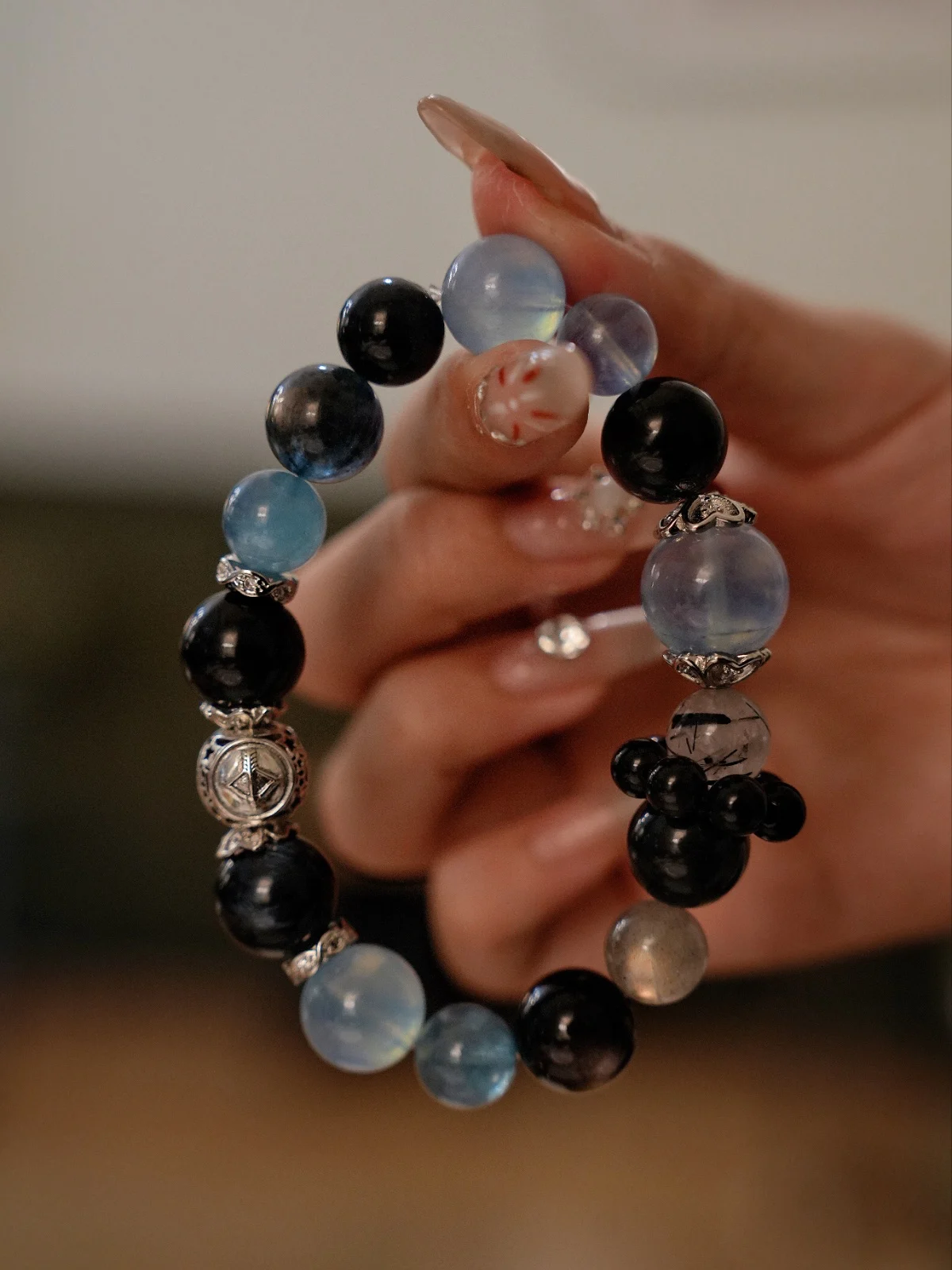 Sagittarius Zodiac Crystal Bracelet – Aquamarine Guardian & Tiger’s Eye Courage for Adventurers’ Energy Armor