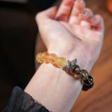 “Black Sugar Pearl Crystal Bracelet – Grounded Energy & Radiant Healing”-215
